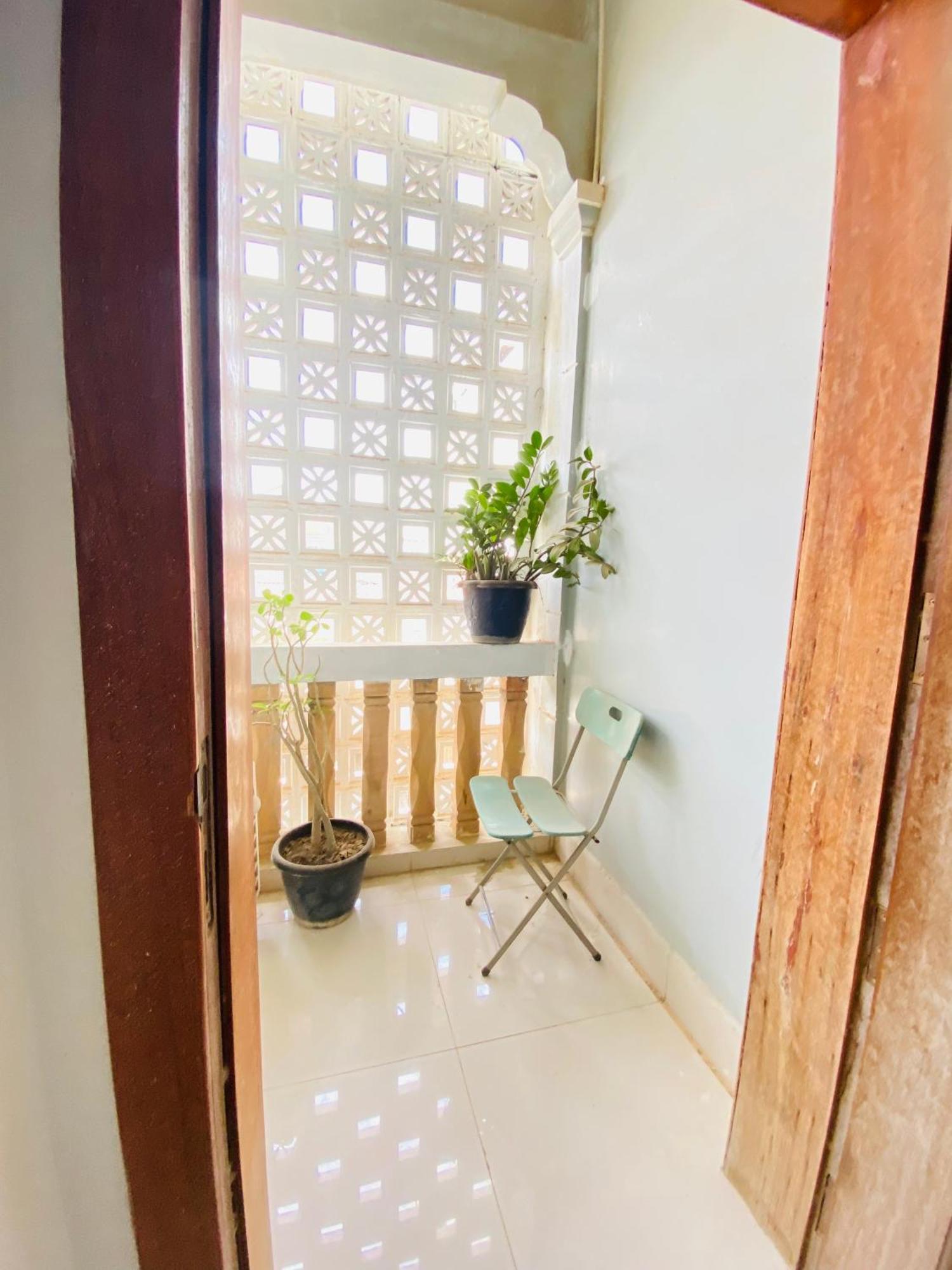 The Blue Guest House Battambang Exterior foto